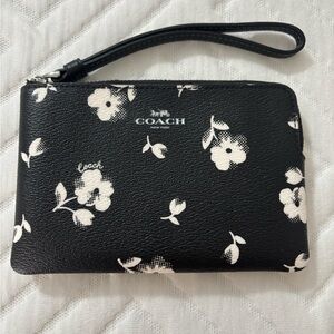 Coach Black and White Floral Wristlet